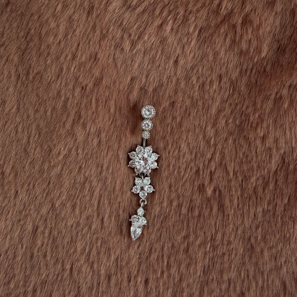 🤍multi rhinestone belly ring🤍